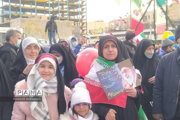 حضور پرشور مردم در جشن چهل و چهارمین سالگرد انقلاب اسلامی ایران