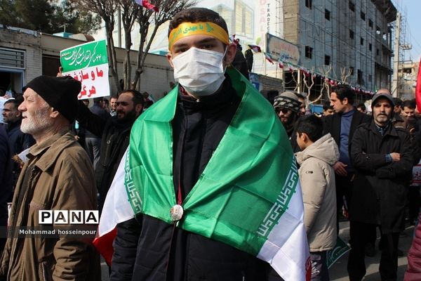 حضور پرشور مردم بهارستانی در راهپیمایی ۲۲ بهمن