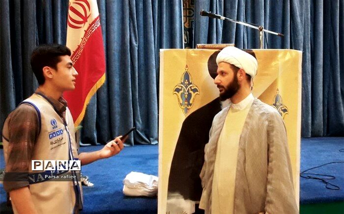 حضور دانش‌آموزان در راهپیمایی ۲۲ بهمن، زینت و شکوه به همراه دارد