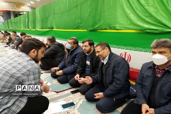 برگزاری میز خدمت در مصلی نمازجمعه صفادشت