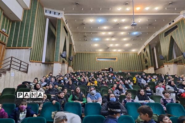 جشن‌های دهه فجر انقلاب و اعیاد ماه رجب درکانون فرهنگی تربیتی سلمان منطقه ۱۰