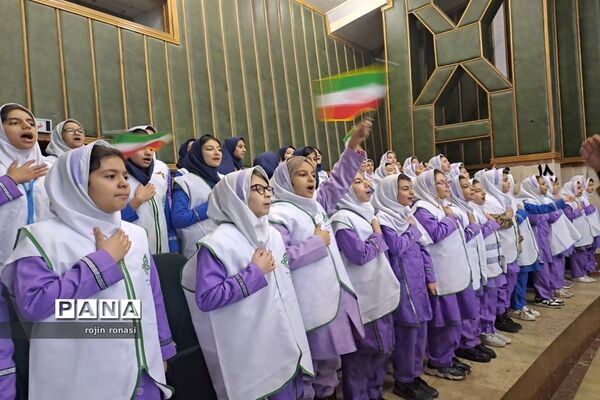 جشن‌های دهه فجر انقلاب و اعیاد ماه رجب درکانون فرهنگی تربیتی سلمان منطقه ۱۰