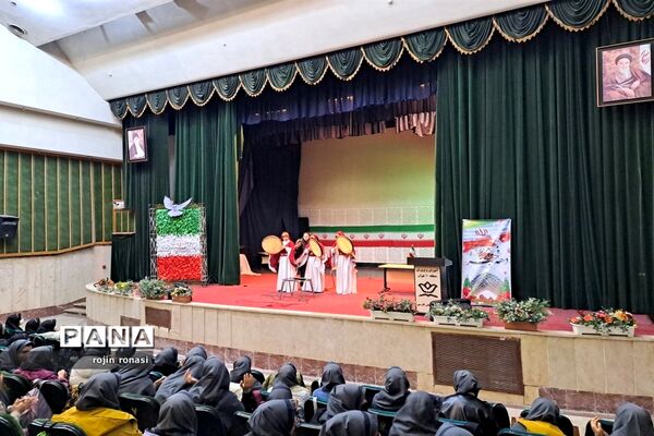 جشن‌های دهه فجر انقلاب و اعیاد ماه رجب درکانون فرهنگی تربیتی سلمان منطقه ۱۰