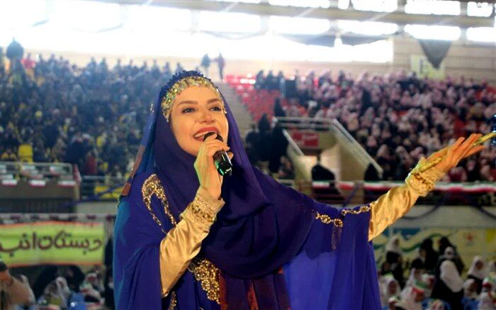 جشن بزرگ جوانه‌های انقلاب در سمنان برگزار شد