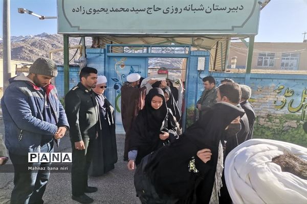 اعزام ۷۰ دانش‌آموز منطقه نیر به یادمان‌ عملیات‌های دفاع مقدس