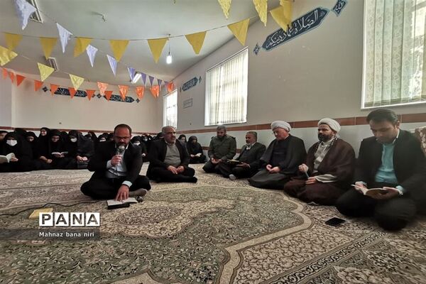 اعزام ۷۰ دانش‌آموز منطقه نیر به یادمان‌ عملیات‌های دفاع مقدس