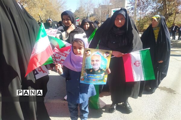 راهپیمایی باشکوه 22 بهمن در شهرستان اقلید