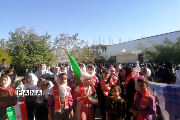 ۲۲بهمن ماه روز استقلال و آزادی ملت ایران است