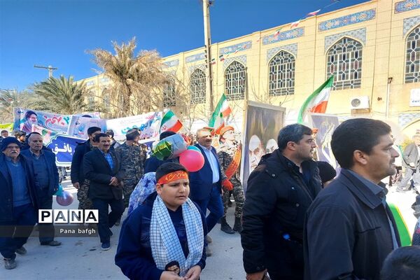 اتحاد و قدرت‌نمایی دانش‌آموزان بافقی برای ابرقدرت‌های پوشالی