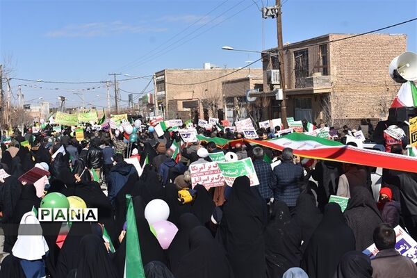 راهپیمایی با شکوه یوم الله ۲۲ بهمن مردم شهرستان بهاباد