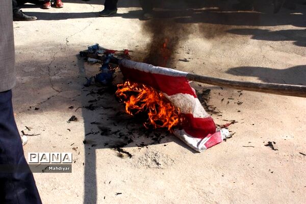 برگزاری راهپیمایی ۲۲ بهمن در شهر جوادآباد
