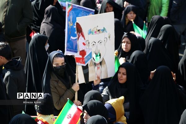 اقتدار باشکوه مردم کاشمر در راهپیمایی ۲۲ بهمن