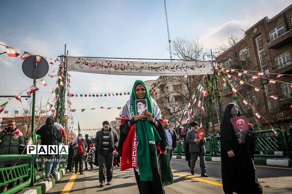 راهپیمایی ۲۲ بهمن در تهران