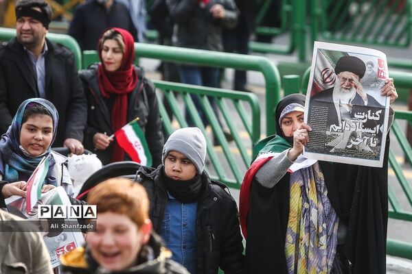 راهپیمایی ۲۲ بهمن در تهران
