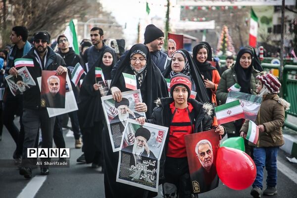 راهپیمایی ۲۲ بهمن در تهران