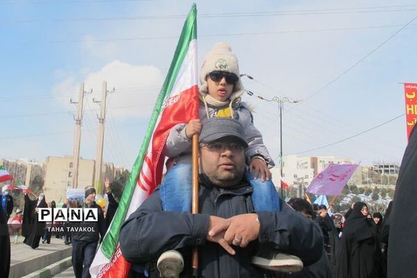 جشن چهل و چهارمین سالروز انقلاب اسلامی در شهرستان پردیس
