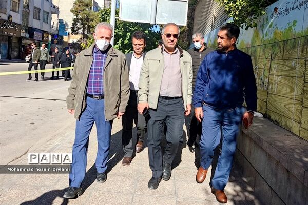 این همه لشکر آمده، به عشق رهبر آمده