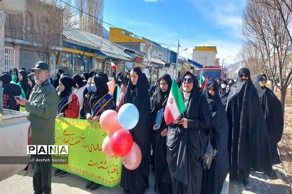 راهپیمایی ۲۲ بهمن در شهر بلده نور