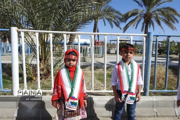 راهپیمایی 22 بهمن در سراوان