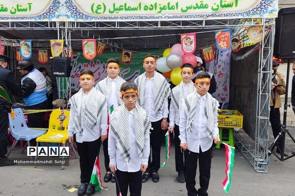 برگزاری پرشور جشن پیروزی انقلاب اسلامی باحضور مردم یک دل و متحد شهرستان شهریار
