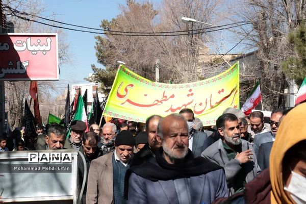 شکوه حضور مردم  آباده در راهپیمایی 22 بهمن ماه