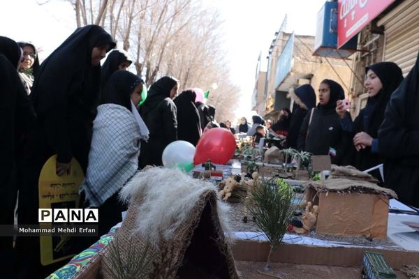 شکوه حضور مردم  آباده در راهپیمایی 22 بهمن ماه