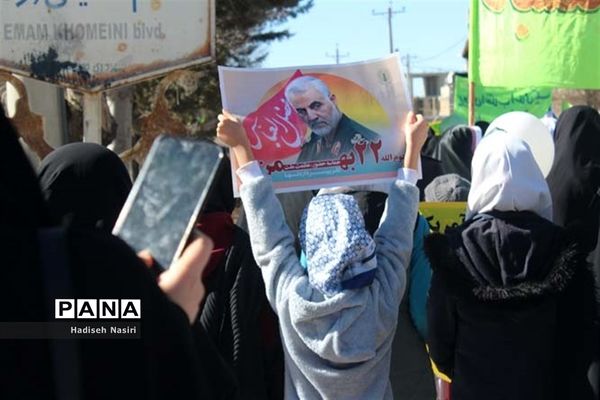 خروش حماسی مردم خرم‌بید در راهپیمایی 22 بهمن