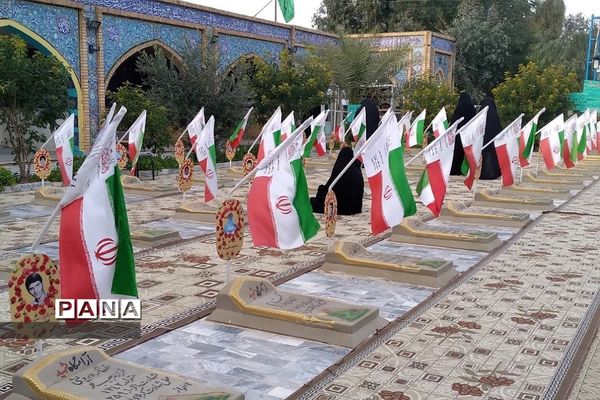 بازدید دانش‌آموزان بهارستانی در سالروز پیروزی انقلاب اسلامی از مناطق عملیاتی فاو