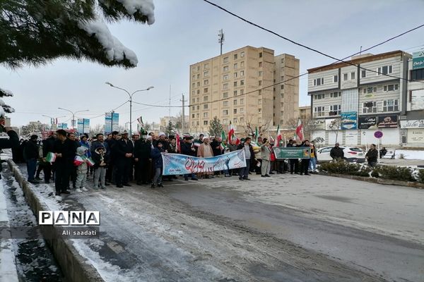 راهپیمایی باشکوه ۲۲ بهمن در چهل و چهارمین سالگرد پیروزی انقلاب اسلامی شهر مهستان شهرستان ساوجبلاغ