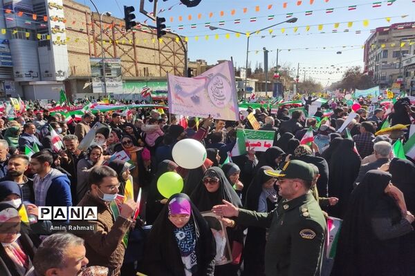 راهپیمایی 22 بهمن در شیراز