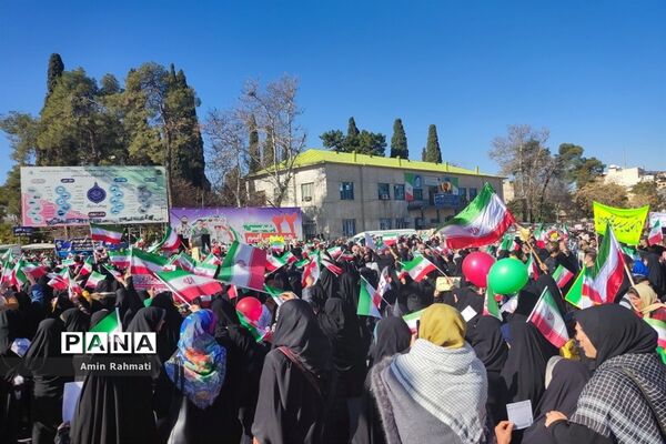 راهپیمایی 22 بهمن در شیراز