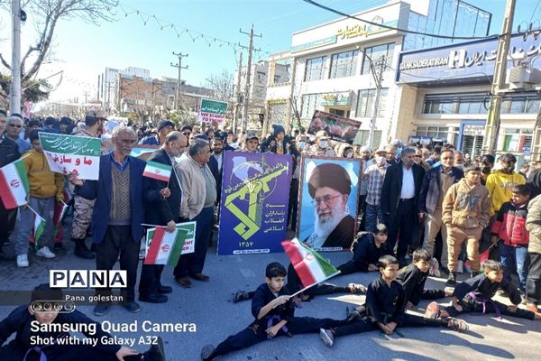 راهپیمایی22 بهمن در شهرستان گنبد