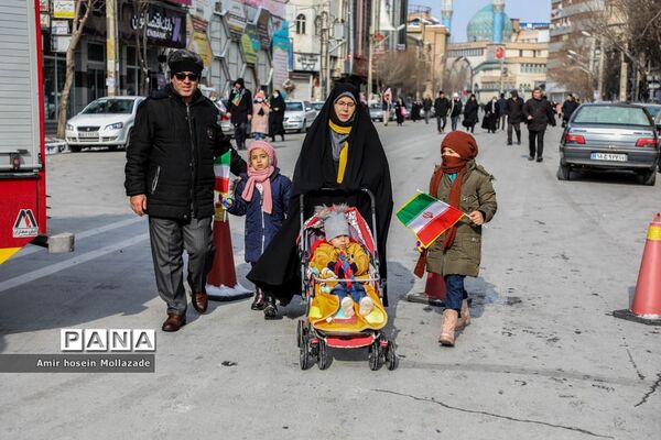 راهپیمایی 22 بهمن  در ارومیه-1
