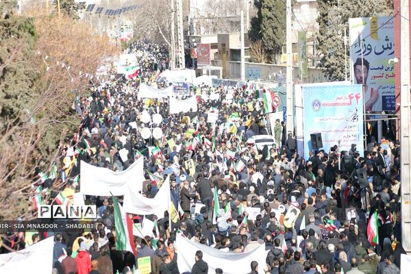 راهپیمایی 22 بهمن در خرم آباد