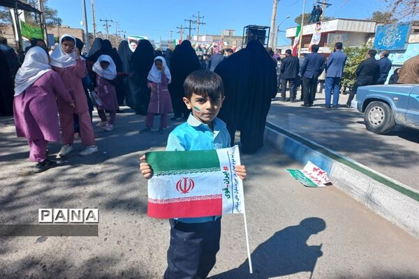 راهپیمایی 22 بهمن در سروستان