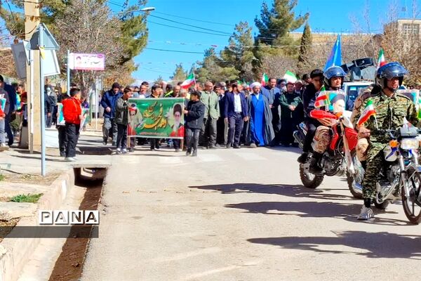 حضور پرشور مردم شهرستان سرچهان در چهل و چهارمین سالروز پیروزی انقلاب اسلامی