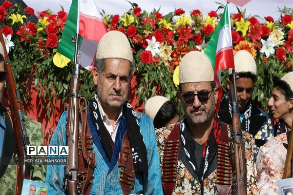 راهپیمایی 22 بهمن در خرم  آباد