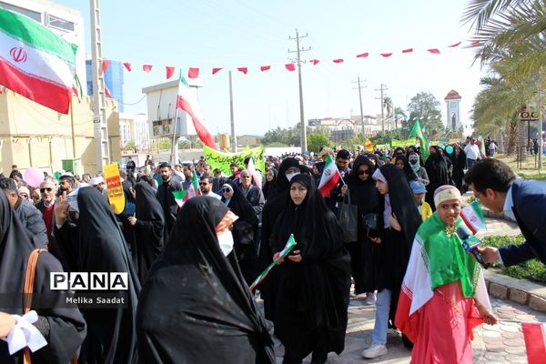 حماسه حضور مردم بوشهر در 22 بهمن