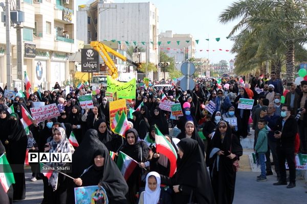 حماسه حضور مردم بوشهر در 22 بهمن