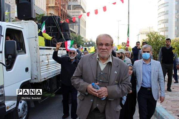 حماسه حضور مردم بوشهر در 22 بهمن