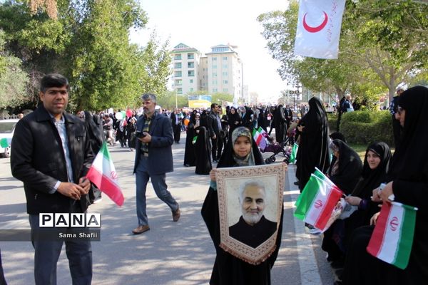 حماسه حضور مردم بوشهر در 22 بهمن