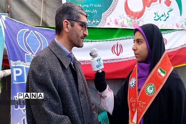 حضور گسترده مردم اصفهان در راهپیمایی ٢٢ بهمن
