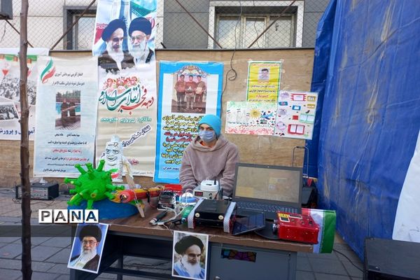دانش‌آموزان منطقه ۱۰ در جشن ۴۴ سالگی انقلاب، جلوه‌ای ازاقتدارملت ایران را نشان دادند
