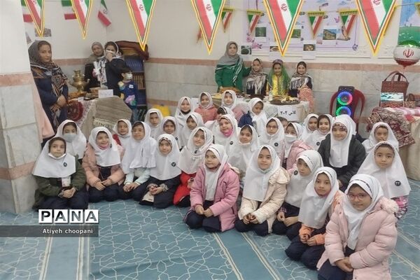 برگزاری جشنواره اقوام ایرانی در دبستان دخترانه نوری منطقه ۱۴