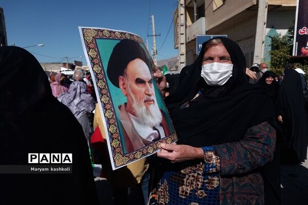 حماسه حضور ۲۲ بهمن در شهرستان رستم