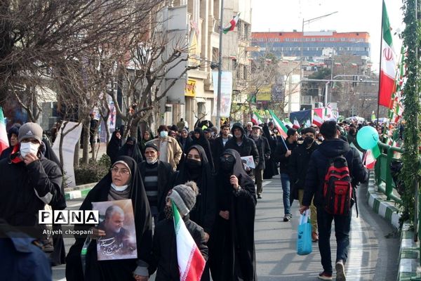 حضور حماسی مردم انقلابی در چهل و چهارمین سالگرد پیروزی انقلاب اسلامی