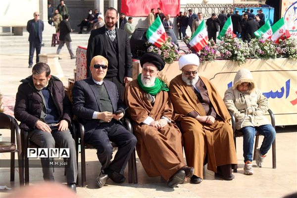 جشن چهل و چهارمین سالگرد پیروزی انقلاب اسلامی در قم