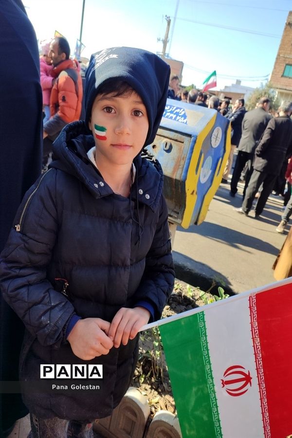 راهپیمایی بیست و دو بهمن در شهرستان آزادشهر