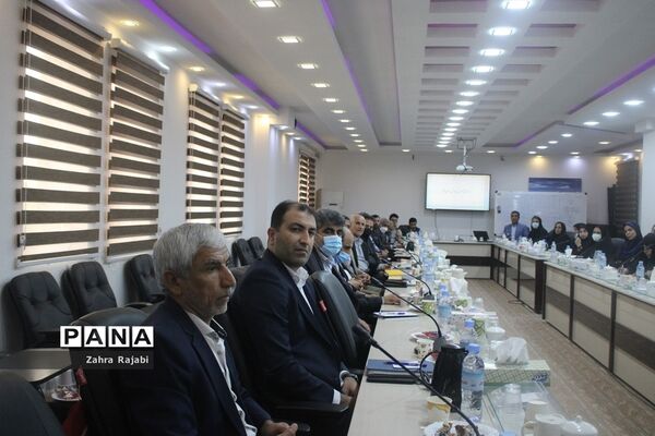 نشست استانی مدیران دبیرستان‌های غیر دولتی دوره دوم متوسطه نظری استان بوشهر