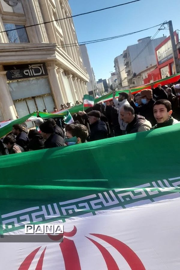 فعالیت‌های بسیج دانش‌آموزی در راهپیمایی 22 بهمن